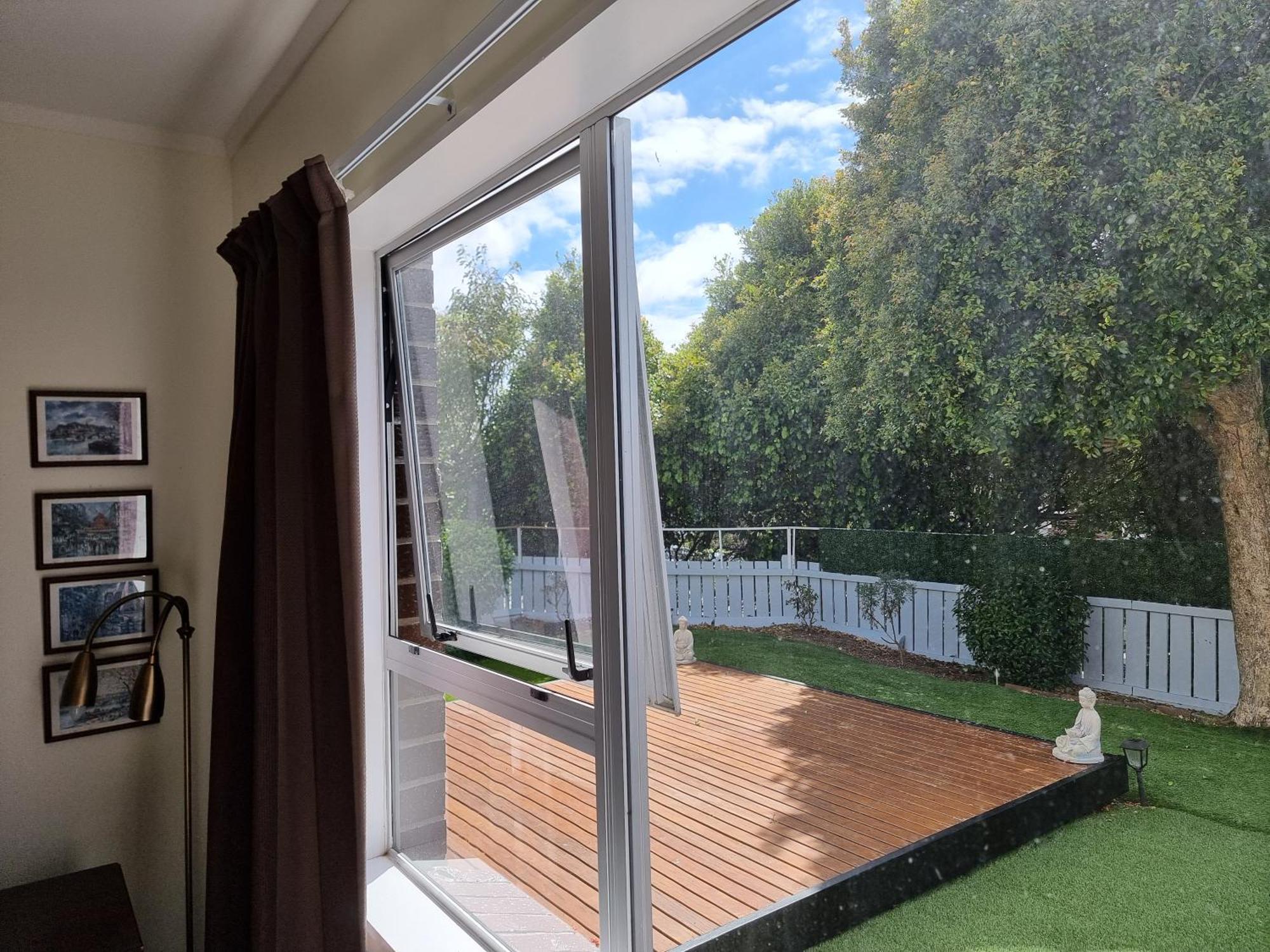 Entire Ground Floor With Full-Privacy And Family-Friendly Popular To Ferry Catchers Wellington Extérieur photo