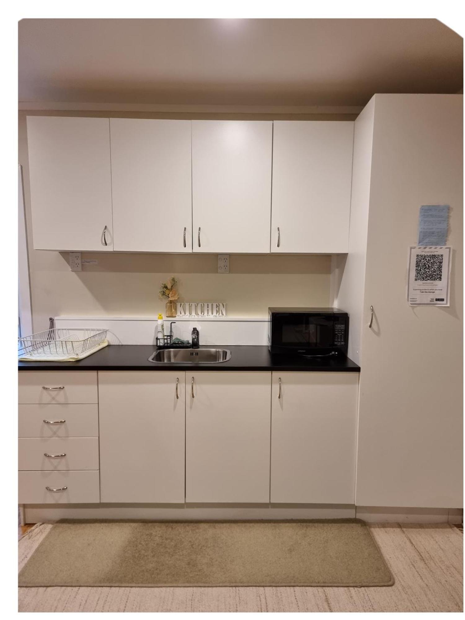 Entire Ground Floor With Full-Privacy And Family-Friendly Popular To Ferry Catchers Wellington Extérieur photo