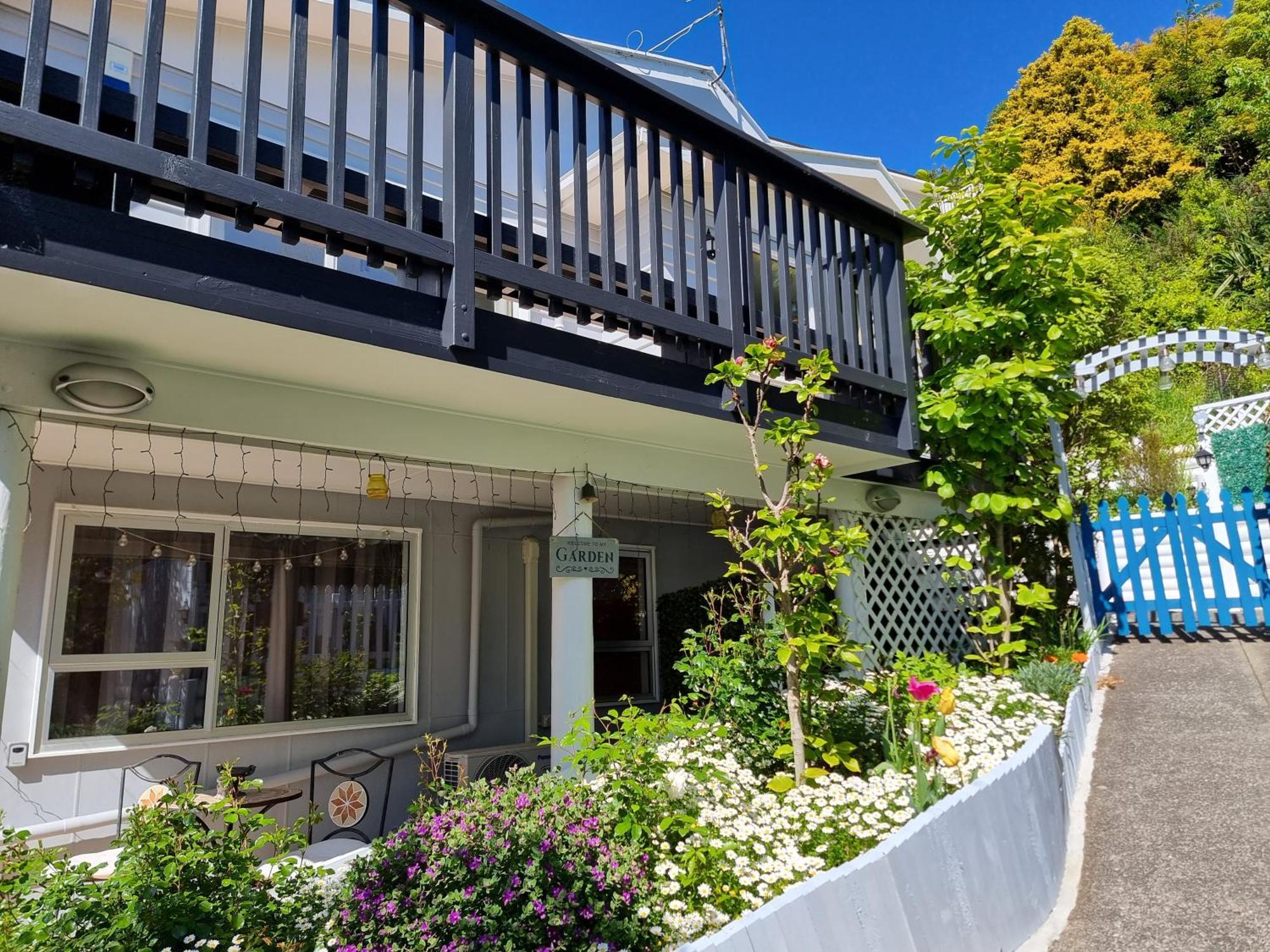 Entire Ground Floor With Full-Privacy And Family-Friendly Popular To Ferry Catchers Wellington Extérieur photo
