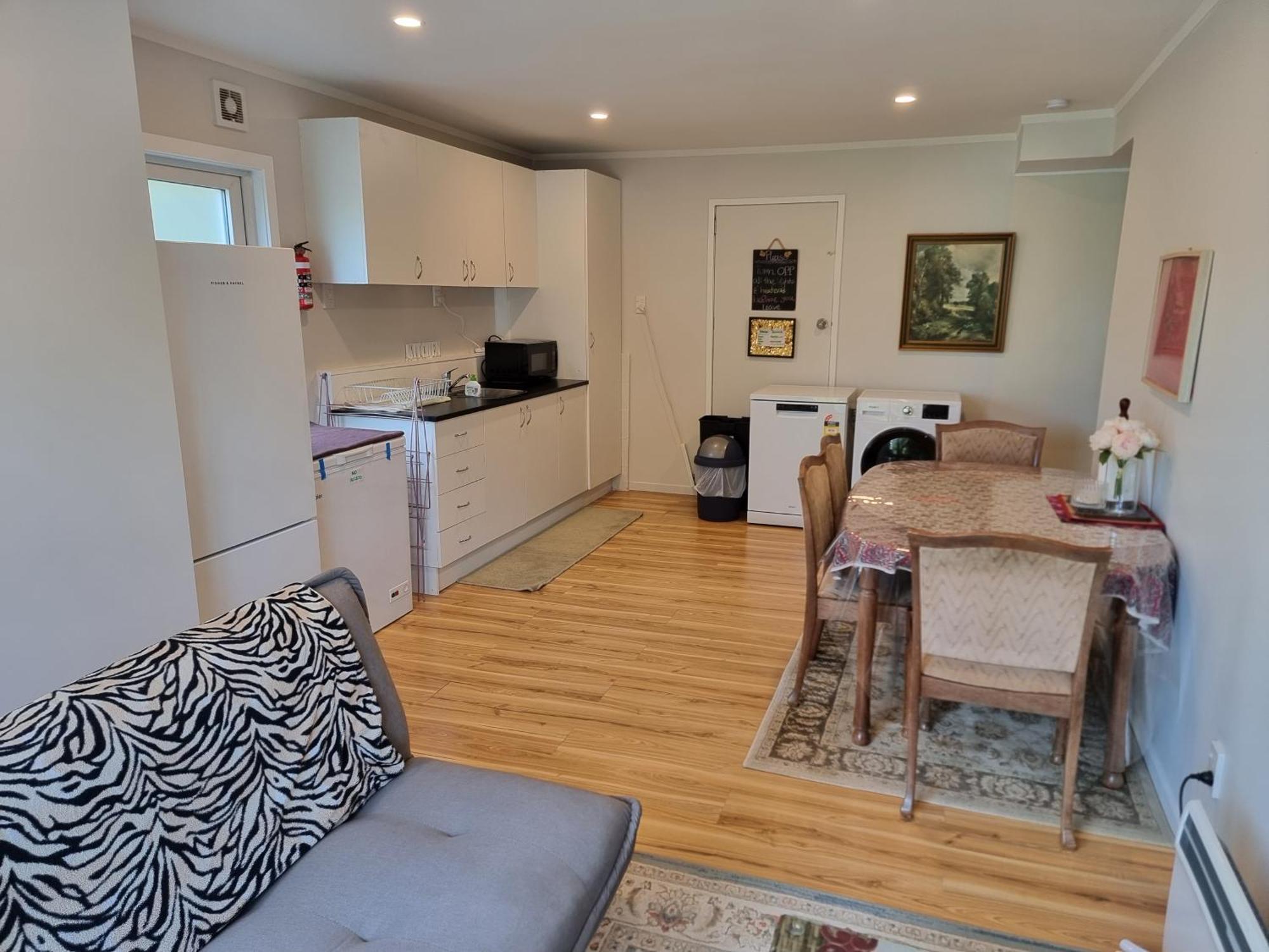 Entire Ground Floor With Full-Privacy And Family-Friendly Popular To Ferry Catchers Wellington Extérieur photo