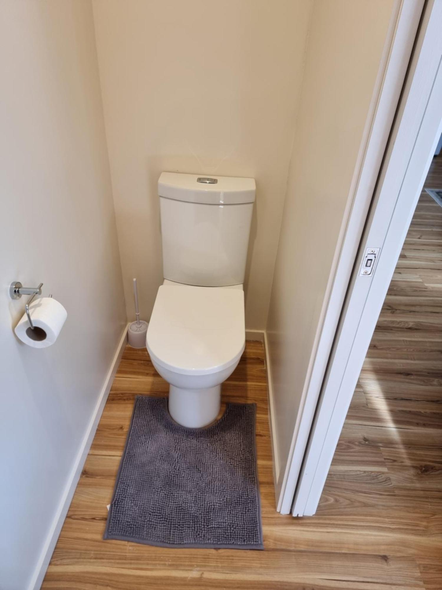 Entire Ground Floor With Full-Privacy And Family-Friendly Popular To Ferry Catchers Wellington Extérieur photo